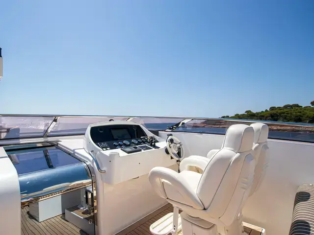 Sunseeker 34M Yacht