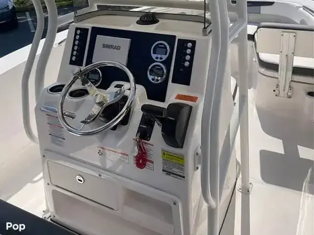 Robalo 202EX