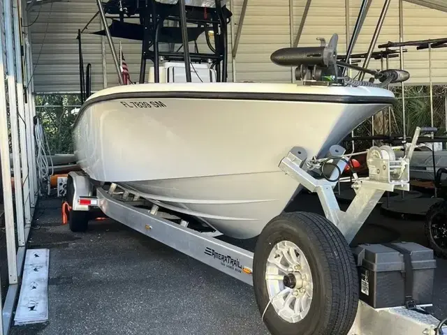 Yellowfin Center Console