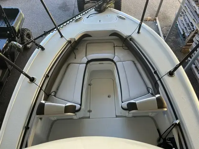 Yellowfin Center Console