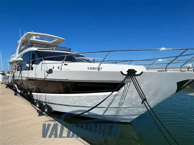 Galeon 680 Fly