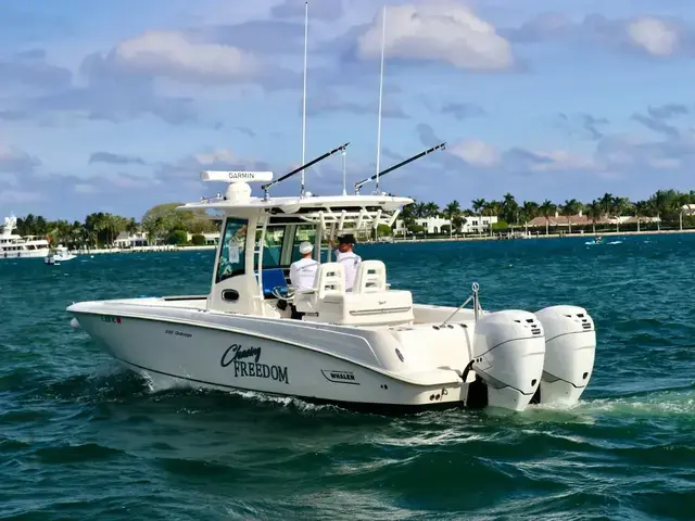 Boston Whaler 320 Outrage