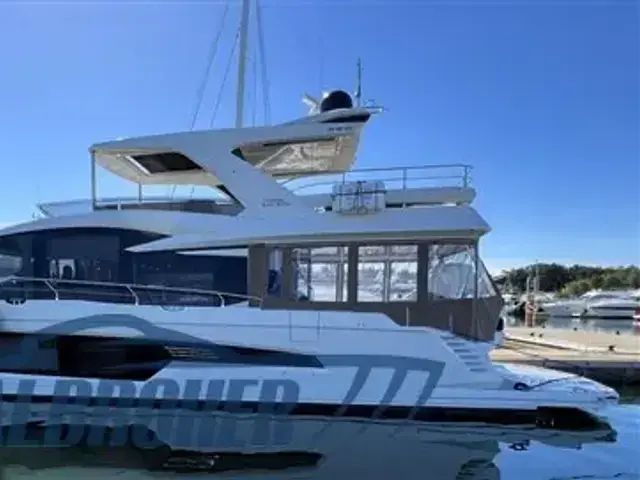 Galeon 680 Fly