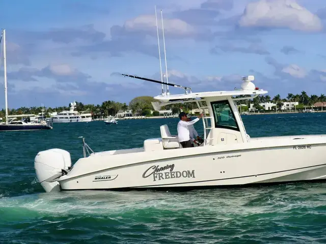 Boston Whaler 320 Outrage