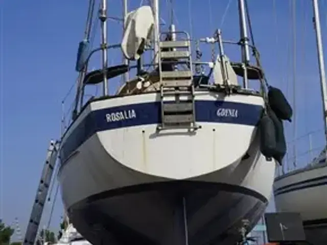 Hallberg Rassy 36