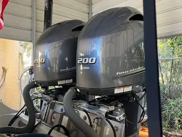 Yellowfin Center Console