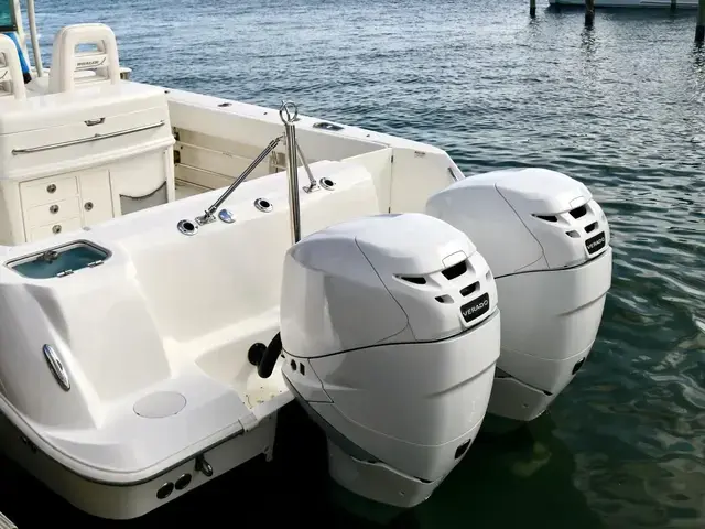 Boston Whaler 320 Outrage