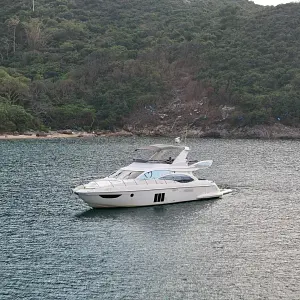 2011 Azimut 58