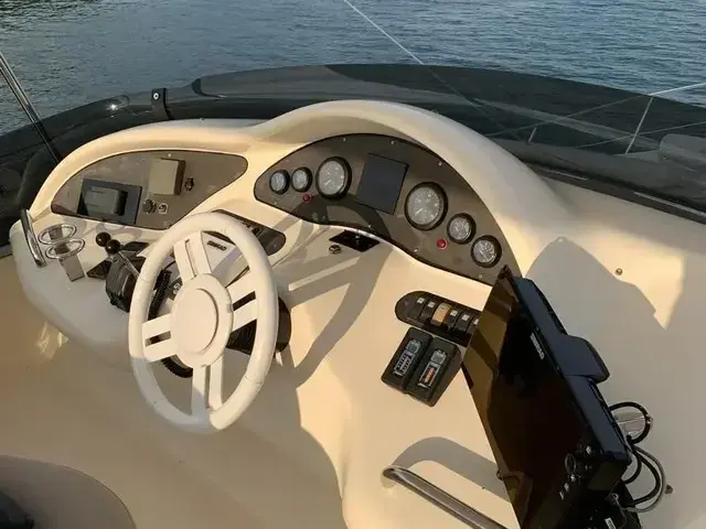 Azimut 46