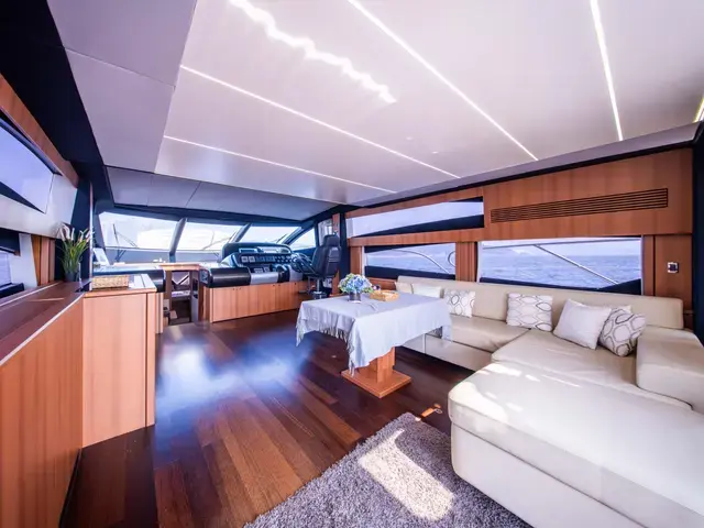 Sunseeker Predator 74