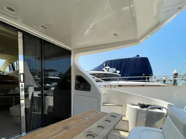 Azimut 46