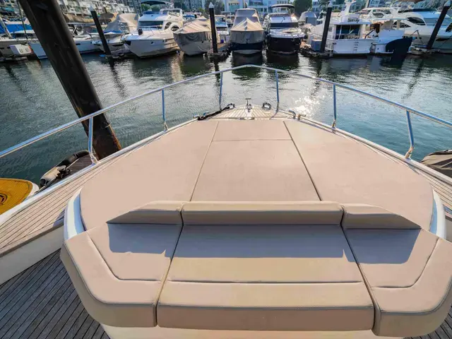 Ferretti Yachts 550