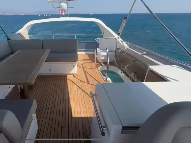 Princess Flybridge 60 Motor Yacht