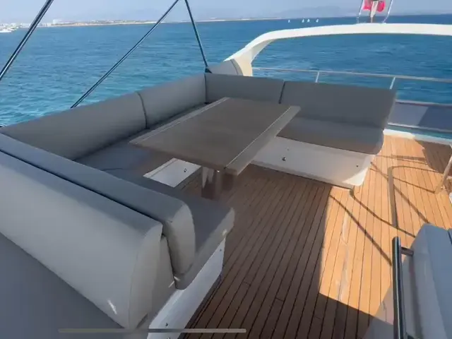 Princess Flybridge 60 Motor Yacht