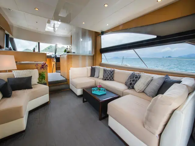 Princess Flybridge 60