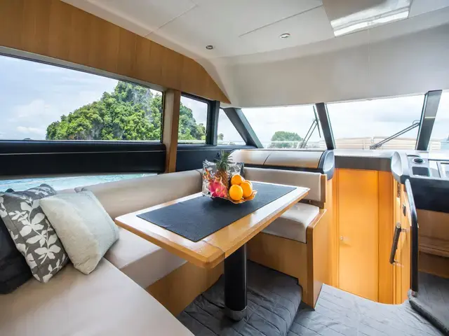 Princess Flybridge 60