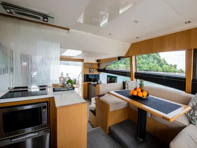 Princess Flybridge 60