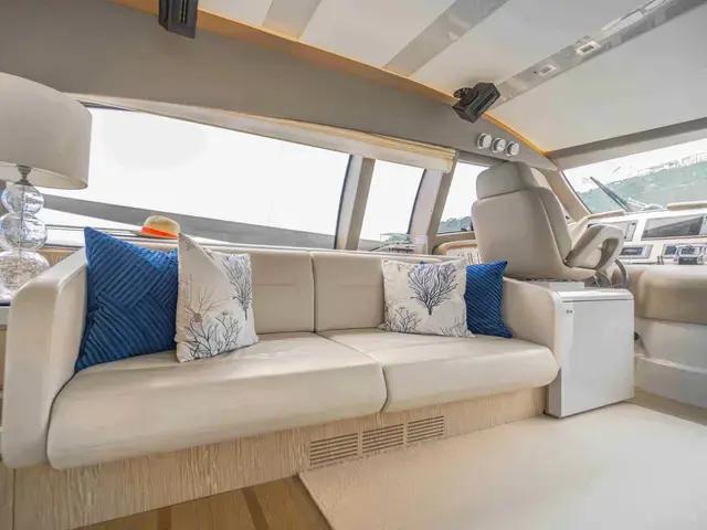 Ferretti Yachts 650