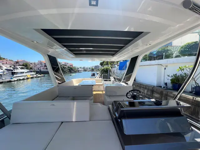 Galeon 500 Fly