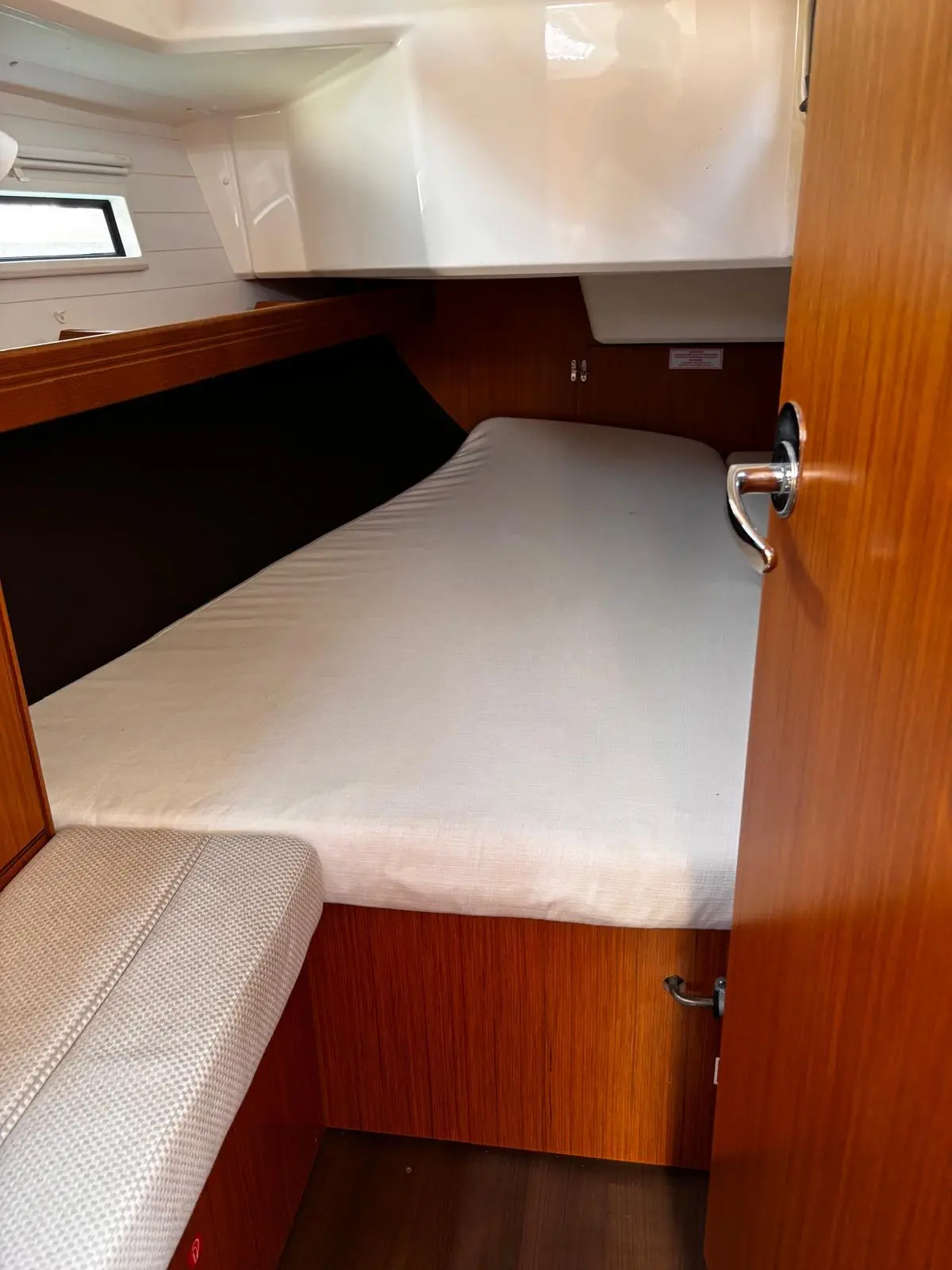 2015 Bavaria cruiser 37