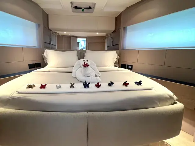 Ferretti Yachts 500