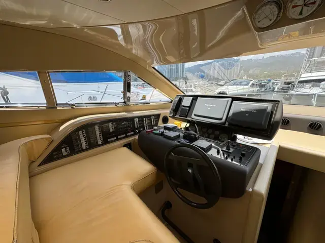 Ferretti Yachts 460