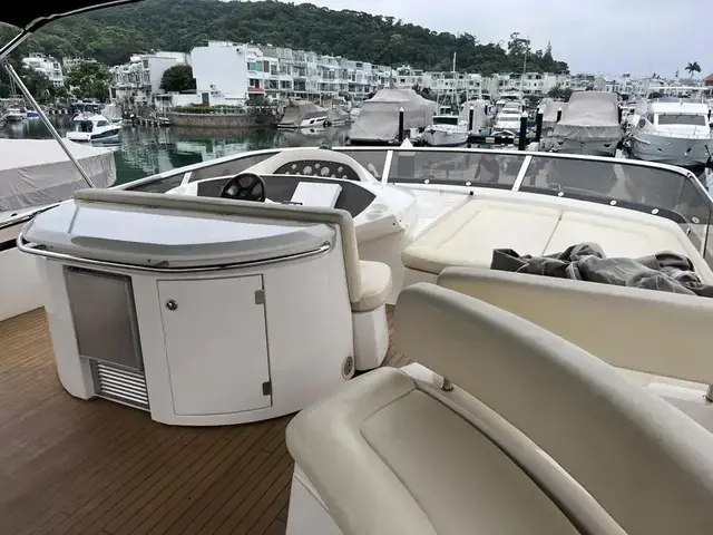 Sunseeker Predator 82