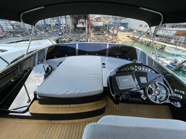 Sunseeker Manhattan 66