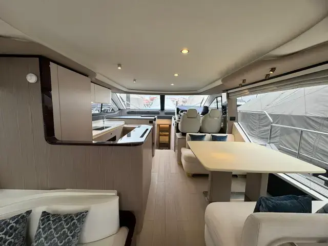 Azimut 60