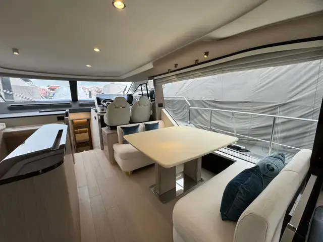 Azimut 60