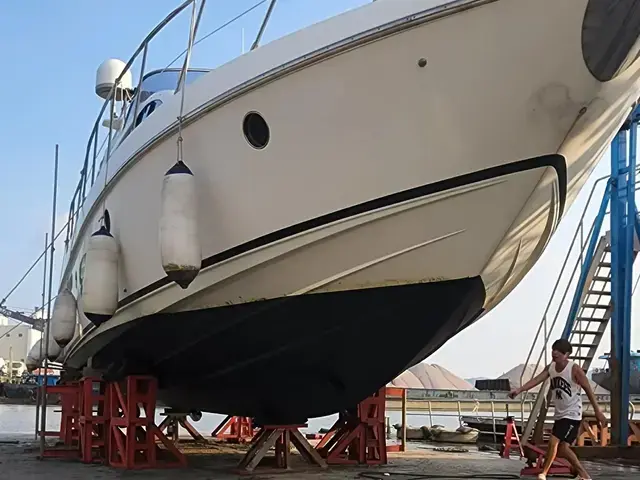 Azimut 55