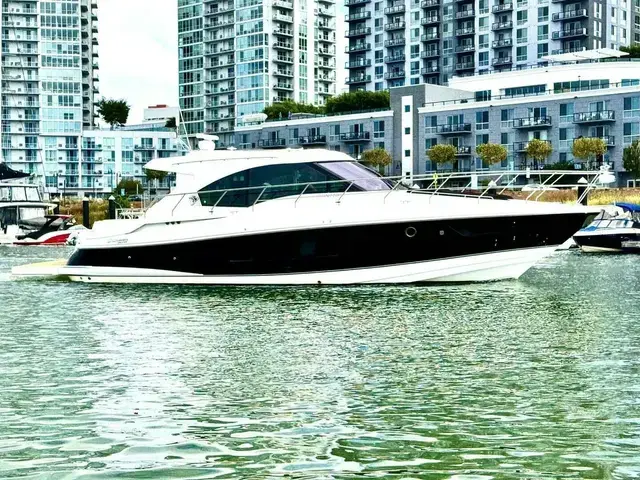 Cruisers Yachts Cantius