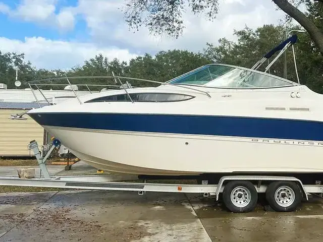 Bayliner 245 Cruiser