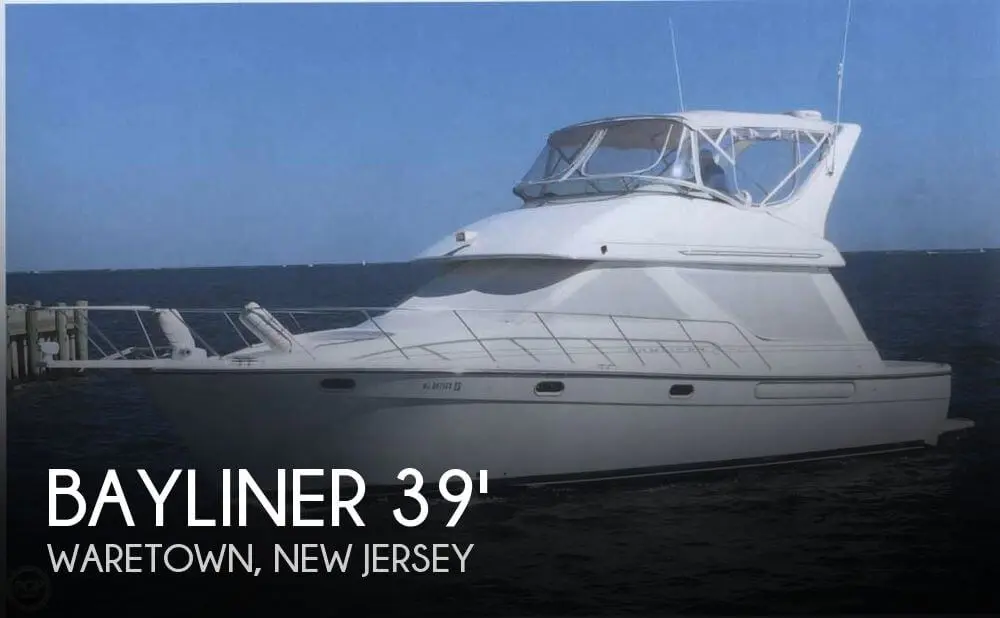 Bayliner 3988 Command Bridge