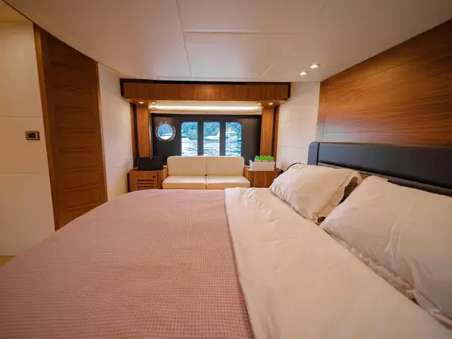 Absolute Navetta 58