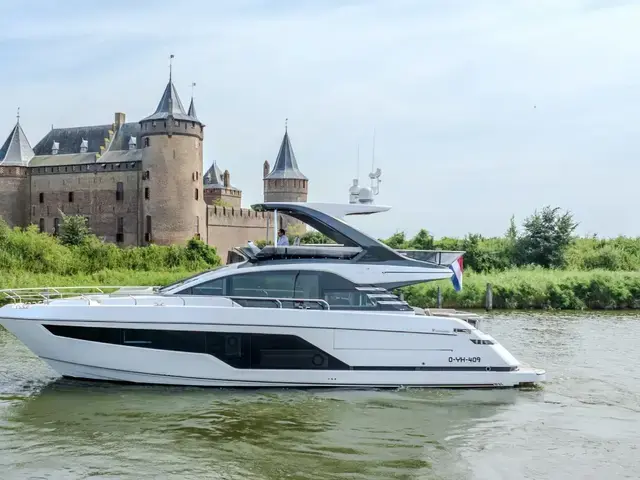 Fairline Squadron 58