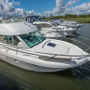 2005 Jeanneau Merry Fisher 925