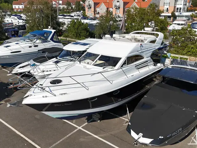 Fairline Phantom 38