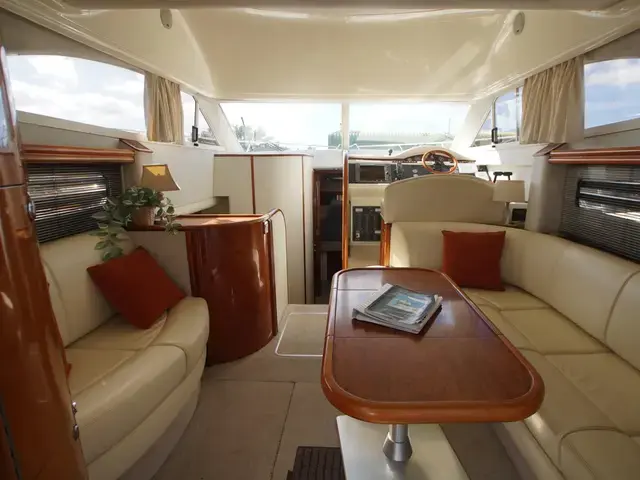 Fairline Phantom 38