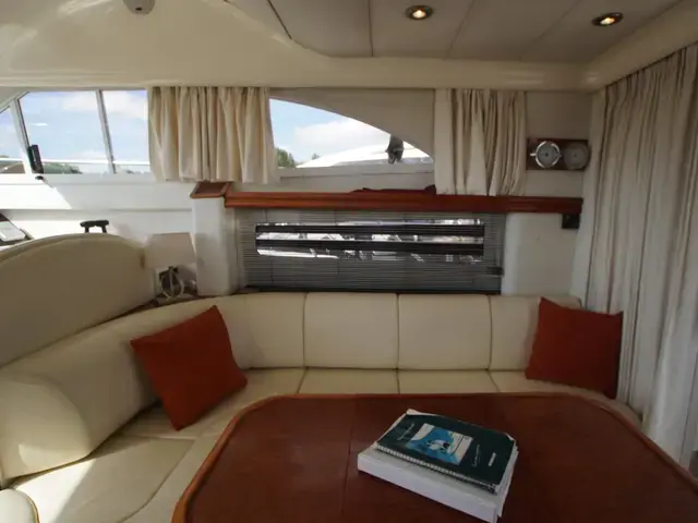 Fairline Phantom 38