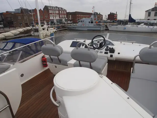 Fairline Phantom 50