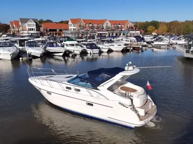 Sealine S37 Sports Cruiser