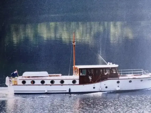 Classic Gentleman's Motor Yacht