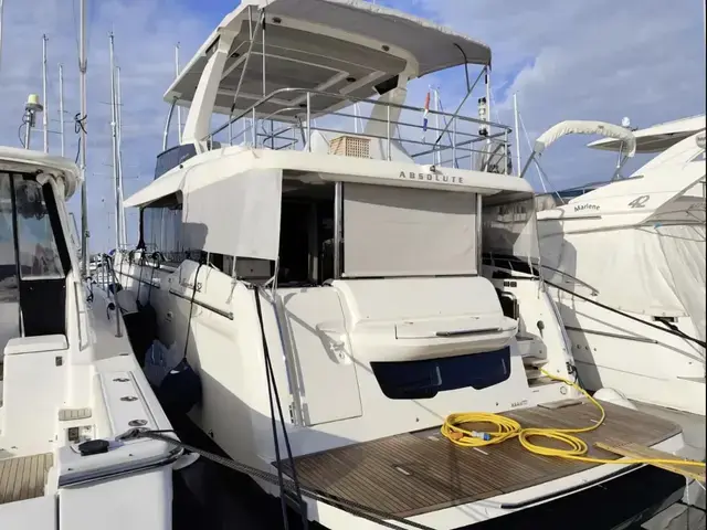 Absolute Navetta 52