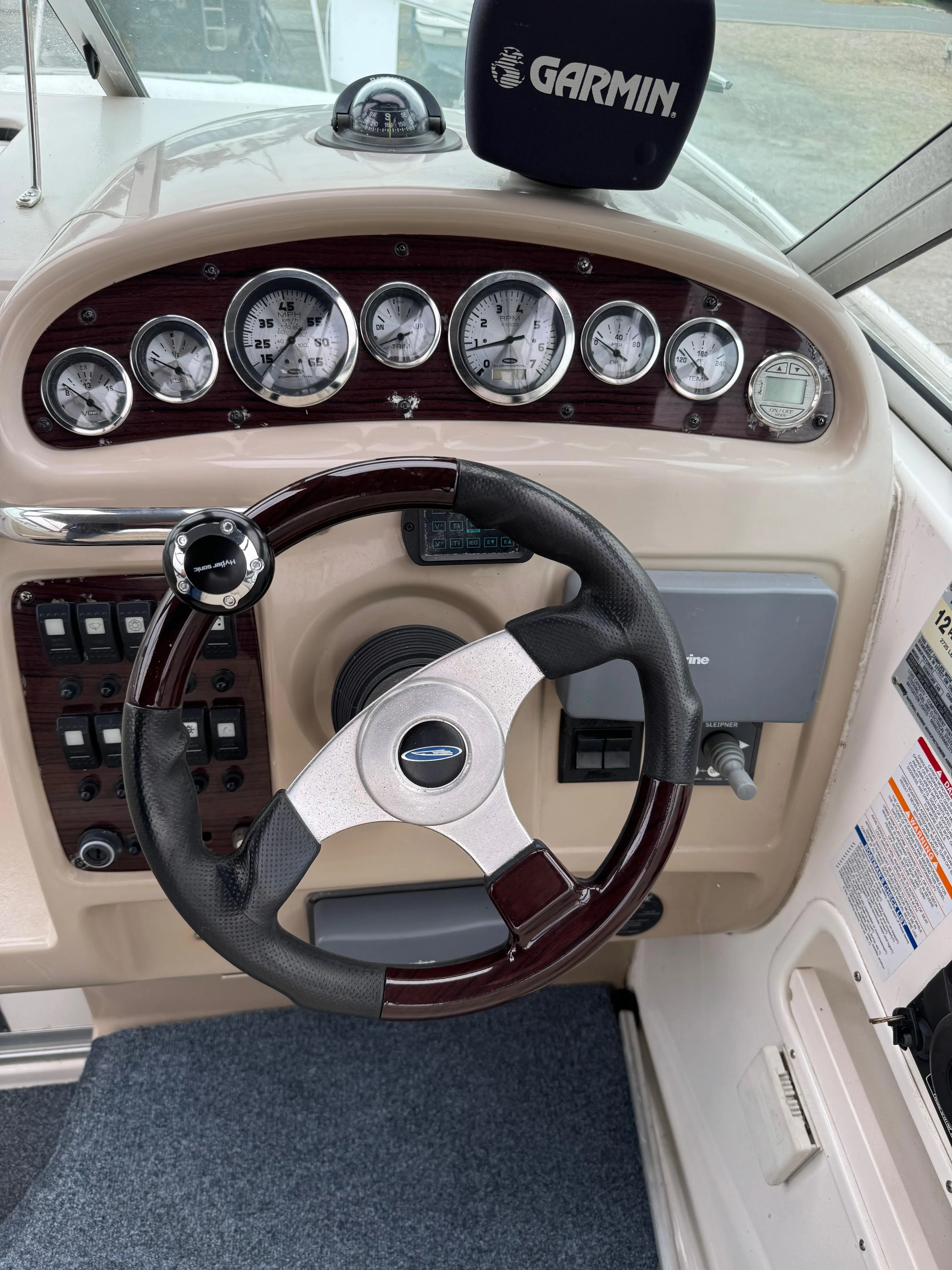 2003 Chaparral 240 signature