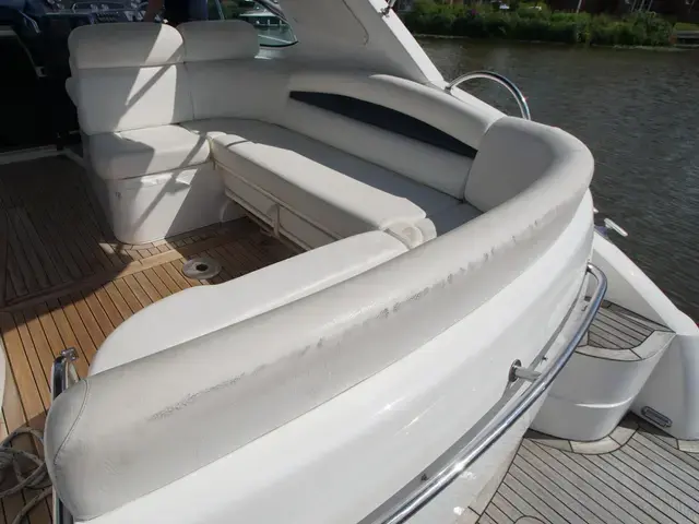 Sealine S38