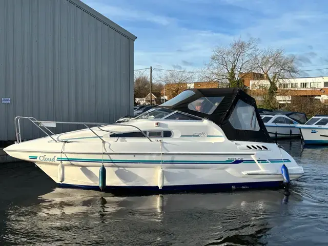 Sealine 230 Senator