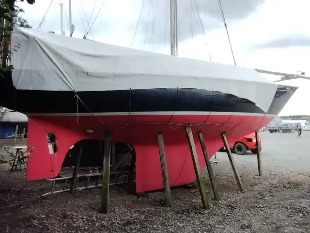 Contessa 32