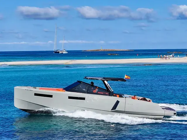 Evo Yachts Evo R4 WA