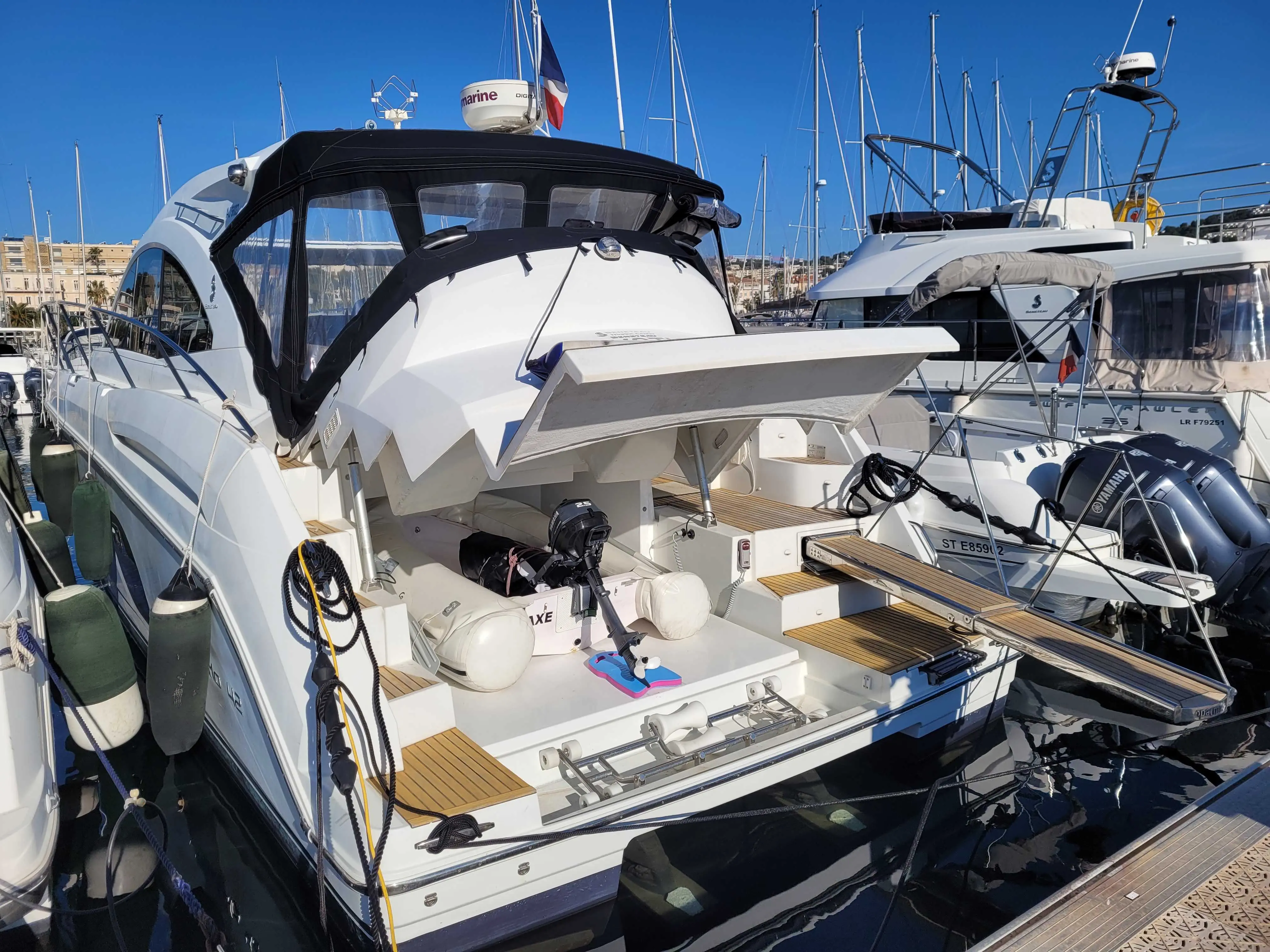 2011 Beneteau monte carlo 42